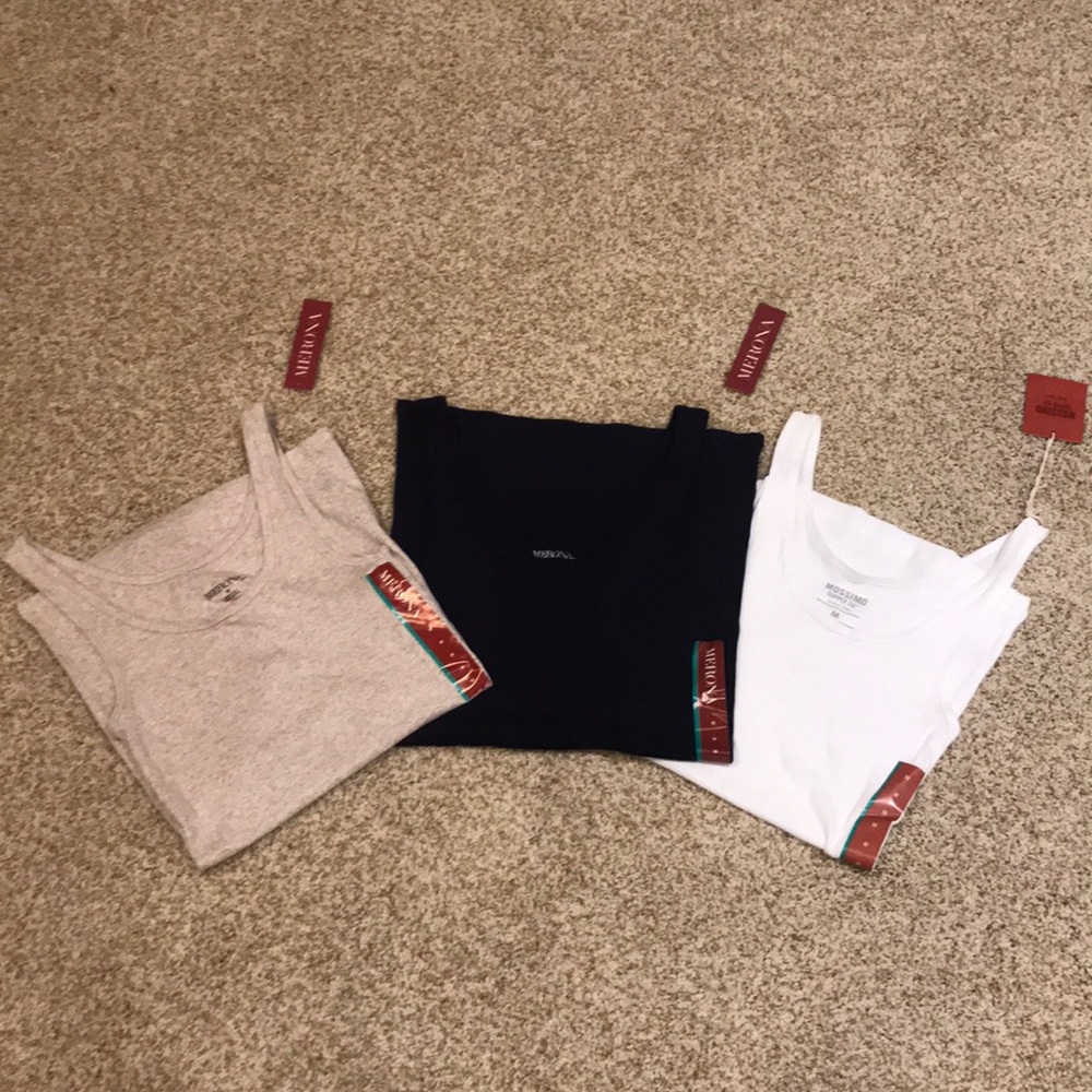 Set of 3 never worn tank tops